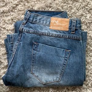 One teaspoon westenders